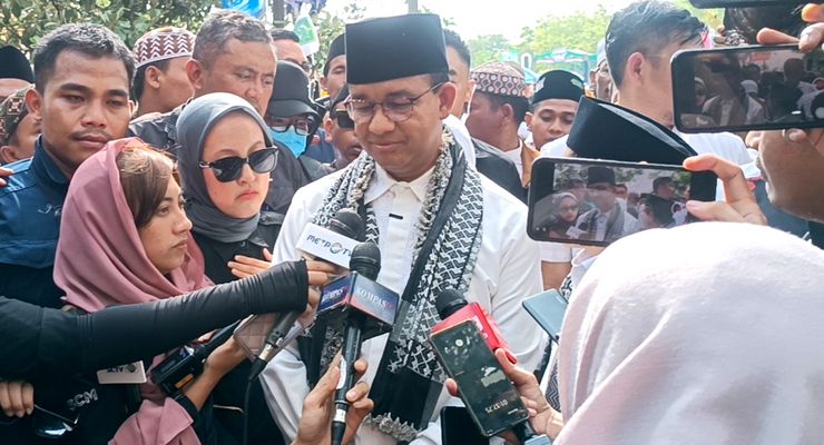 Anies Puji Mahfud MD yang Mundur dari Menkopolhukam