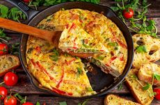 Resep Frittata Bayam Kentang, Tumis Dulu Bahannya