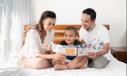 7 Cara Kenalkan Literasi kepada Anak Usia Dini Sesuai Tahap Perkembangan