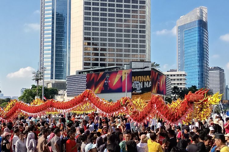 CFD Sudirman-Thamrin Semarak, Parade Barongsai dan Marching Band Hibur Warga