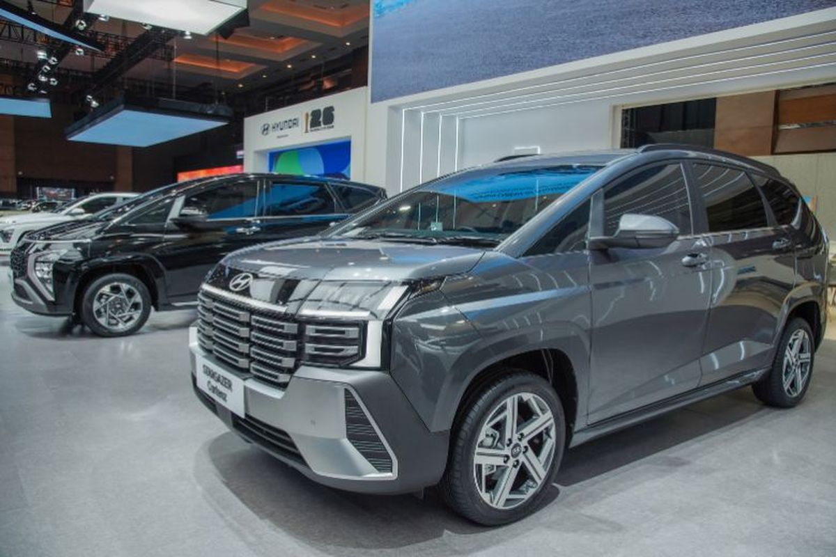 STARGAZER Cartenz dan Cartenz X dilengkapi Hyundai Bluelink Connected Car Service sehingga nyaman digunakan sebagai mobil keluarga untuk menunjang aktivitas harian. 