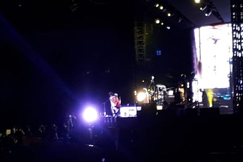 One Ok Rock Buka Konser Ed Sheeran dengan 