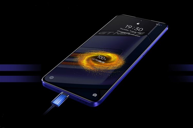 Ilustrasi pengisian ulang baterai smartphone Realme GT Neo 3 pakai UltraDart Charge