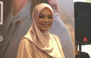 Dewi Sandra saat ditemui dalam acara Wardah Feel The Beauty di kawasan Kebayoran, Jakarta Selatan, Senin (18/2/2019).