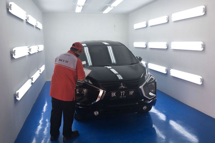 Proses finishing pada fasilitas perbaikan body dan cat Mitsubishi di Medan