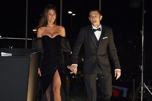 Kenapa Valentino Rossi Belum Menikah dengan Francesca Novello?