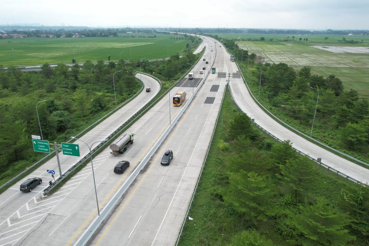 Ilustrasi Tol Trans Sumatera. Diskon tarif tol Trans Sumatera Lebaran 2025. Diskon tol Trans Sumatera 2025.