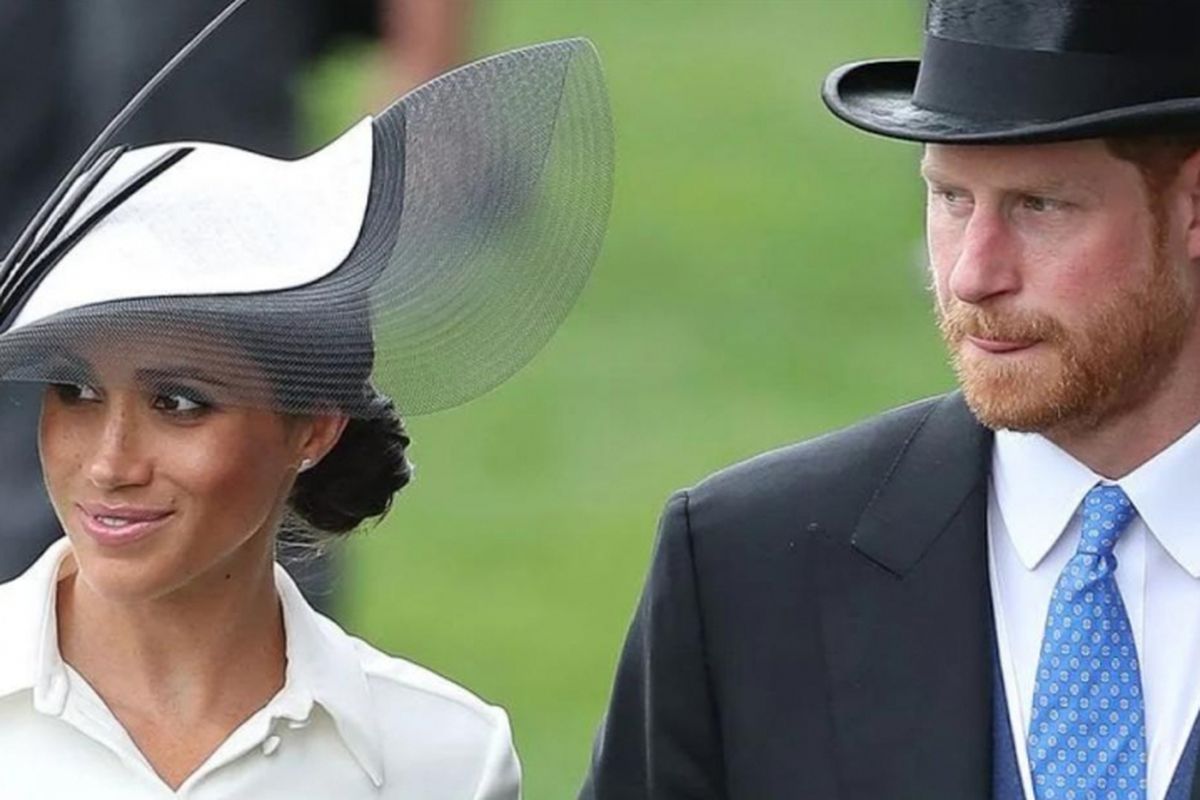 Meghan Markle kenakan gaun putih rancangan Givenchy saat hadiri Royal Ascot