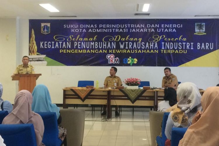 Suasana kegiatan pelatihan program Pengembangan Kewirausahaan Terpadu di Kantor Wali Kota Jakarta Utara, Senin (11/3/2019).