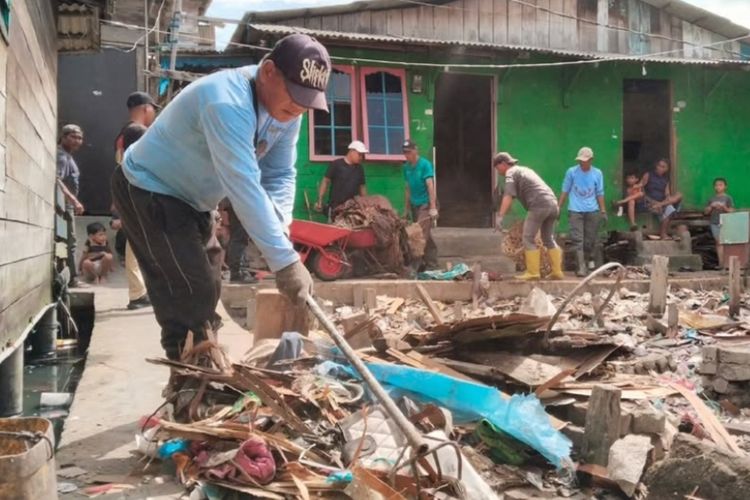 Rumah Lansia Dibangun Pakai Dana Patungan Usai NIK Terdaftar Judol, Diungsikan Sementara ke Tetangga