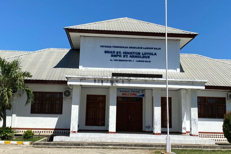 SMAK St. Ignatius Loyola, salah satu sekolah yang dipakai untuk menginap TNI saat Konferensi Tingkat Tinggi (KTT) ASEAN ke-42 di Labuan Bajo, Manggarai Barat, Nusa Tenggara Timur (NTT) 10-11 Mei 2023.