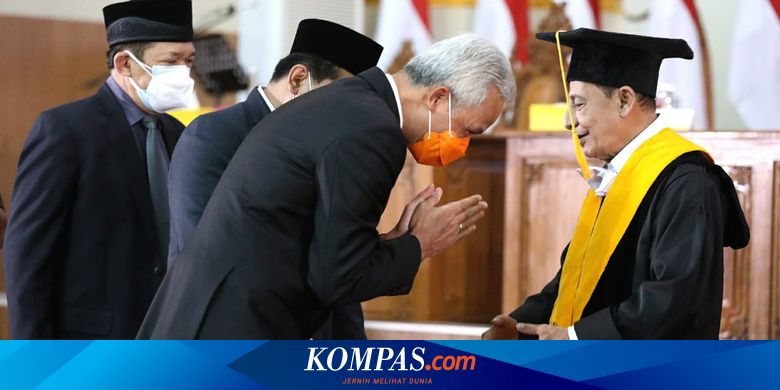 Anggota Wantimpres Habib Luthfi bin Yahya Terima Doktor ...
