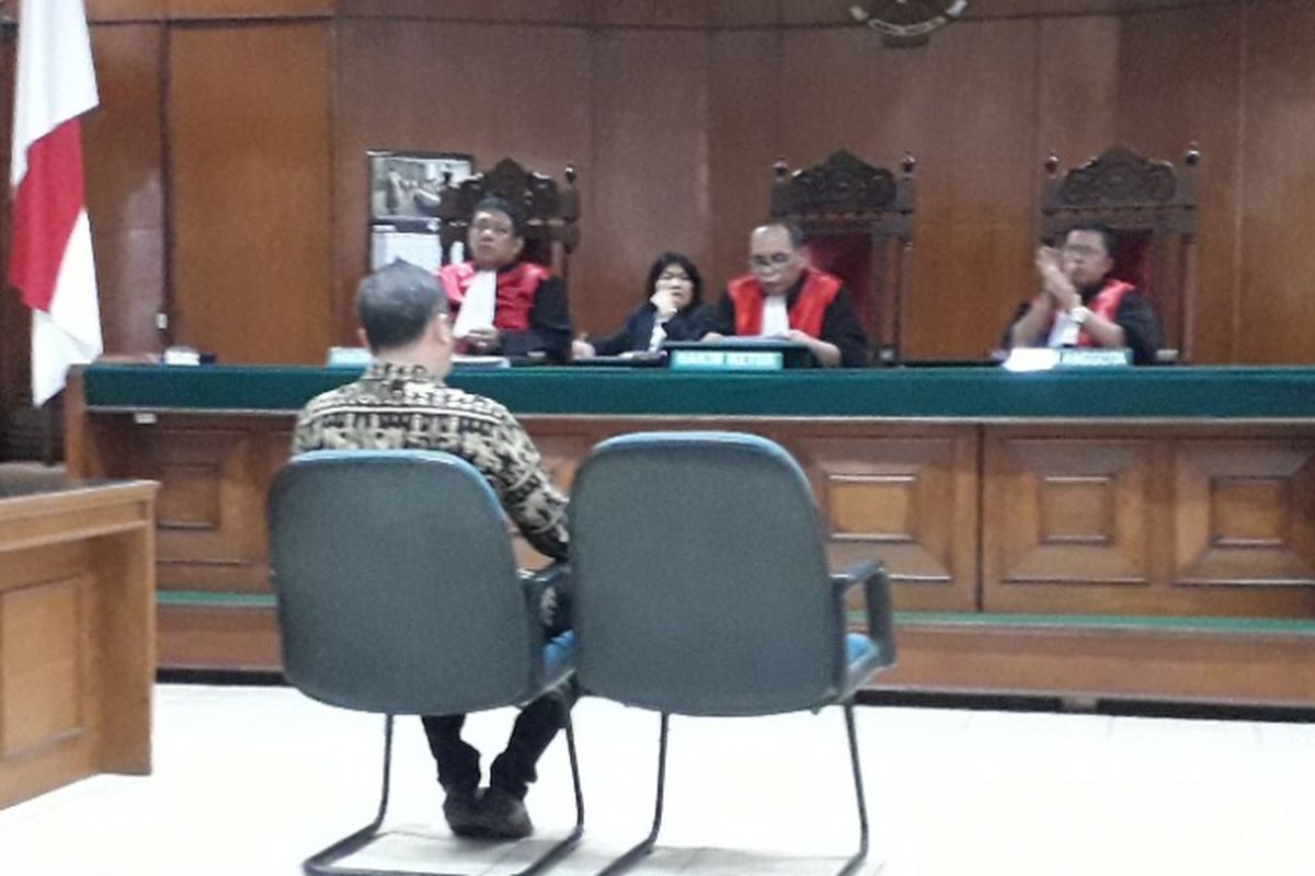 Caleg Partai Perindo David Rahardja ketika mengikuti sidang di Pengadilan Negeri Jakarta Utara, Kamis (22/11/2018).