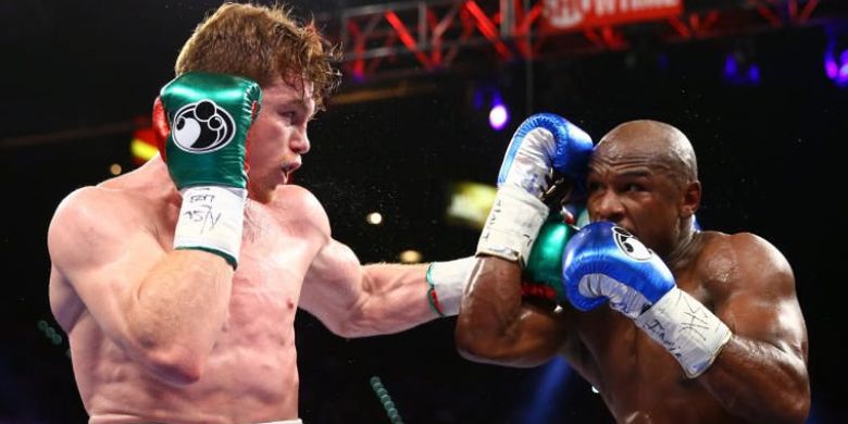 Foto : Floyd Mayweather Menang Rp 618 Juta Saat Canelo Alvarez ...