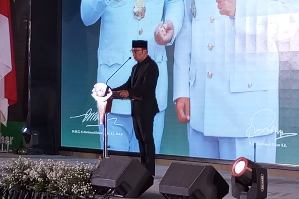 Mantan Gubernur Jawa Barat, Ridwan Kamil pada saat acara Pisah Sambut: Malam Refleksi Kepemimpinan Jabar Juara di Hotel Pullman, Kota Bandung, Selasa (5/9/2023) malam.