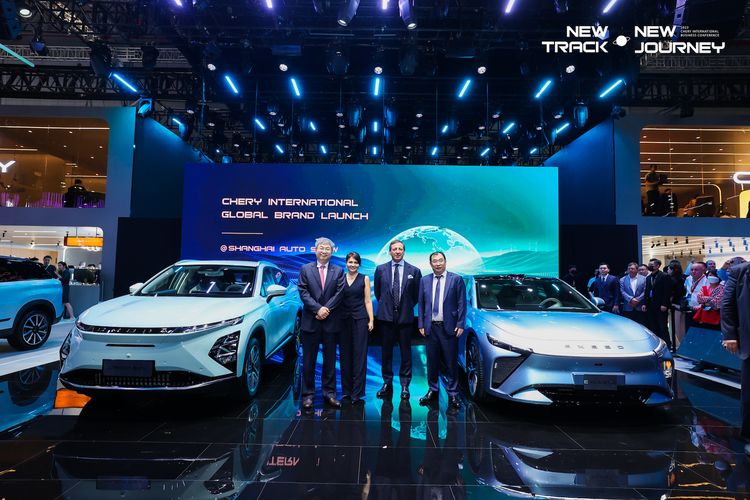 Chery memperkenalkan Omoda EV dan  SUV Jaecoo PHEV di Shanghai Auto Show 2023