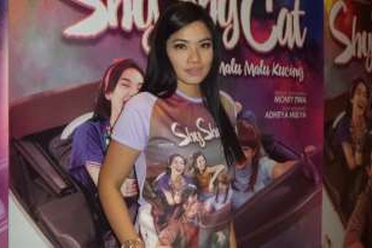 Titi Kamal usai jumpa pers film Shy Shy Cat di XXI Epicentrum Kuningan, Jakarta Selatan, Selasa (1/11/2016) malam.