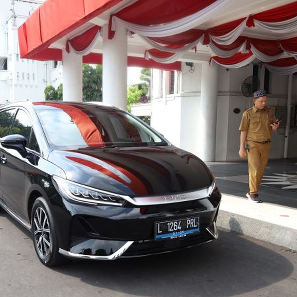 Pemkot Surabaya Akan Lelang 80 Kendaraan Dinas Lama, Beralih ke Listrik Mei  2026