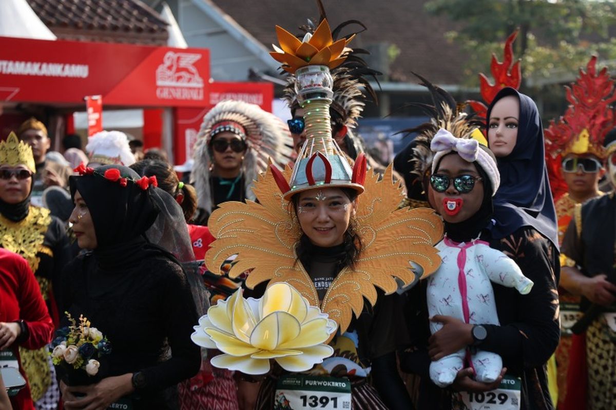 Ajang Bank Jateng Friendship Run (BJFR) 2025 diikuti 1.000 pelari. Hadirkan keindahan Kota Purwokerto dan produk-produk UMKM lokal. 
