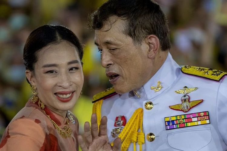 Putri Bajrakitiyabha, anak sulung dari Raja Thailand pingsan karena masalah jantung menurut istana kerajaan Thailand.
