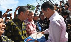 Bawa Bantuan Rp 10 Miliar, Mentan Ingin Pertanian di Sulsel Bangkit Kembali