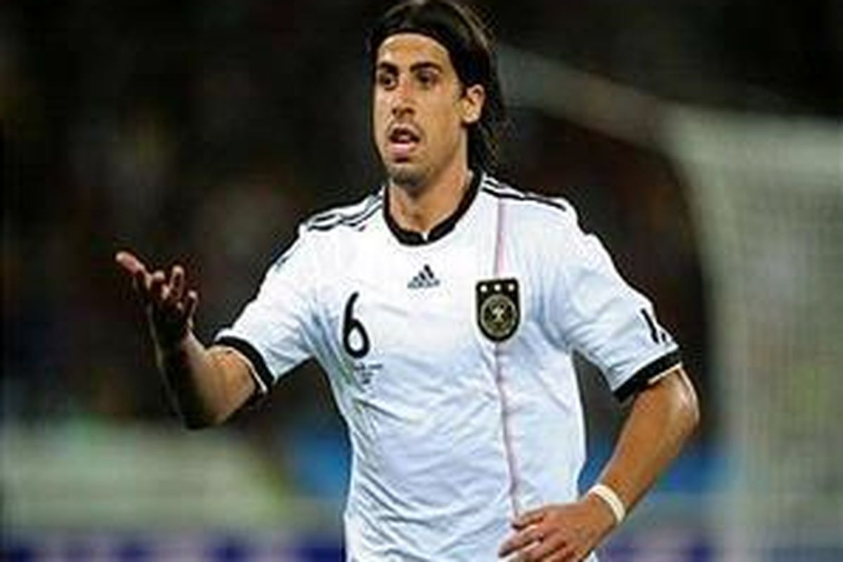 Gelandang Sami Khedira.