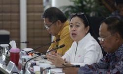 Puan Pimpin Rapat Rehabilitasi dan Rekonstruksi di NTB Pasca Gempa