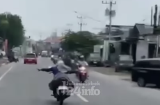 Video Emak-emak Freestyle di Jalan Raya, Melanggar Hukum