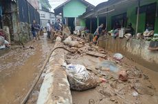 Banjir Besar di Kabupaten Bandung, Warga sampai Selamatkan Diri ke Atap