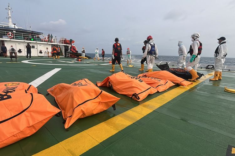 Empat Jenazah Terjebak di Bangkai Kapal Virgo Ditemukan Tim Penyelam di Hari Ke-14 Pencarian