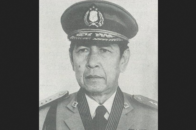 Mohamad Hasan adalah Kapolri periode 1971-1973.