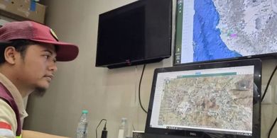 Pengawalan PPIH Arab Saudi dari Dalam Ruang Kendali Pastikan Keamanan Mobilitas Jamaah Haji 