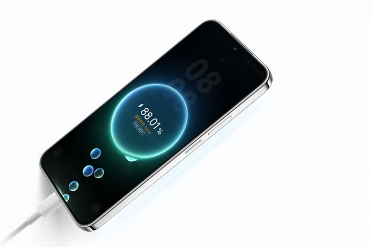 Huawei Nova 14 Lite membawa baterai berkapasitas 5.500 mAh. Baterai ini mendukung fitur pengisian cepat berdaya 66 watt, dipangkas dari 100 watt yang ada di varian standar. 