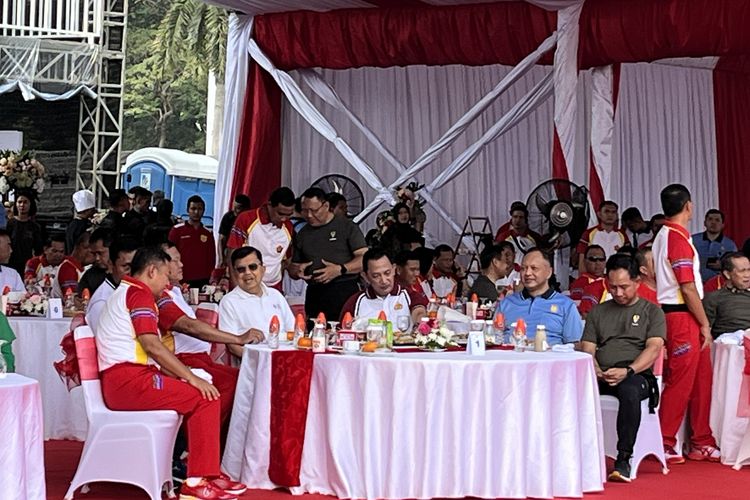 Mantan Wakil Presiden (Wapres) RI Jusuf Kalla (JK) menghadiri acara Tentara Nasional Indonesia (TNI) yang digelar area Monumen Nasional (Monas), Jakarta Pusat, Minggu (24/9/2023).