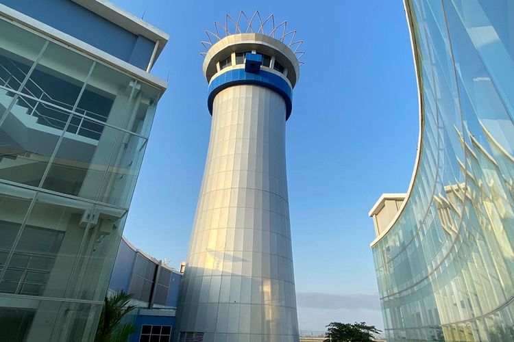 Tower ATC di Bandara Yogyakarta International Airport (YIA) yang dioperasikan oleh Airnav Indonesia