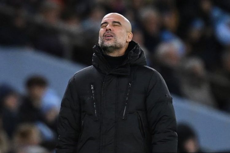 Reaksi pelatih Manchester City, Pep Guardiola, dalam lanjutan Liga Inggris 2023-2024 yang mempertemukan Man City vs Sheffield United di Stadion Etihad pada 30 Desember 2023.