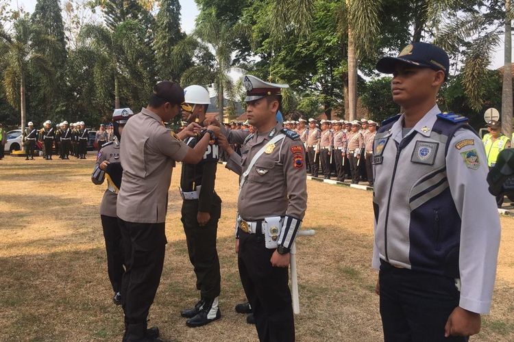 Apel Gelar Pasukan Operasi Zebra Candi di halaman Mapolres Banyumas, Jawa Tengah, Rabu (23/10/2019).