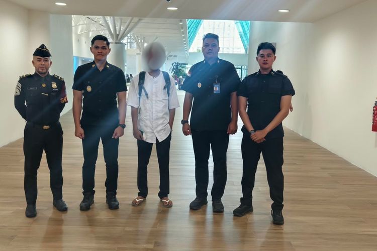 Galang Dana Ilegal di Bima, Warga Pakistan Dideportasi