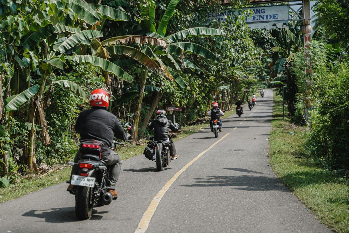 Kampanye Motul Explore Indonesia untuk mempromosikan destinasi wisata ataupun tempat-tempat indah di Indonesia yang cocok dijelajahi dengan menggunakan motor