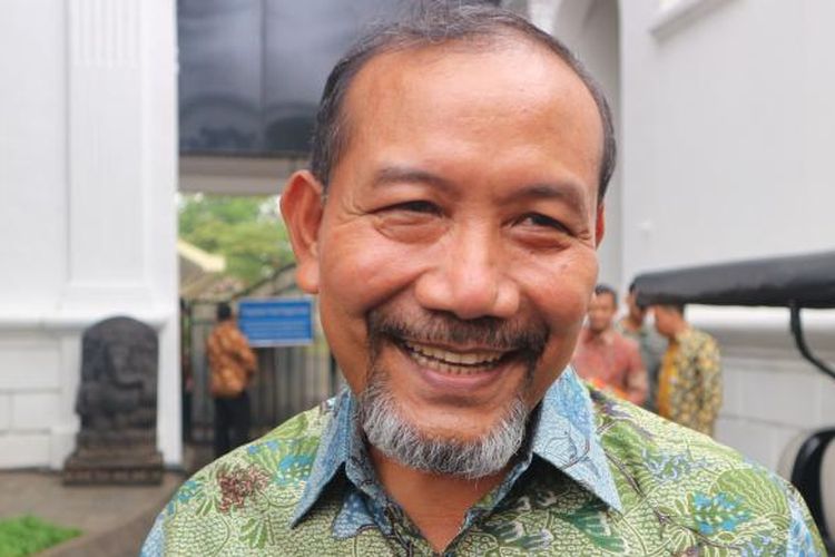 Presiden Komisaris PT Waskita Karya Badrodin Haiti di Istana Negara, Jakarta, Jumat (17/2/2017).