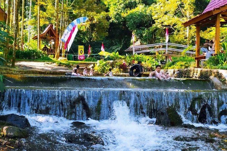 Kolam alami Sendang Seruni di Banyuwangi, Jawa Timur
