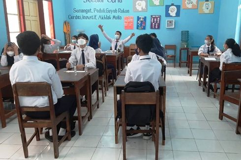 PTM Terbatas di SMPN 1 Yogyakarta dengan Sistem Ganda