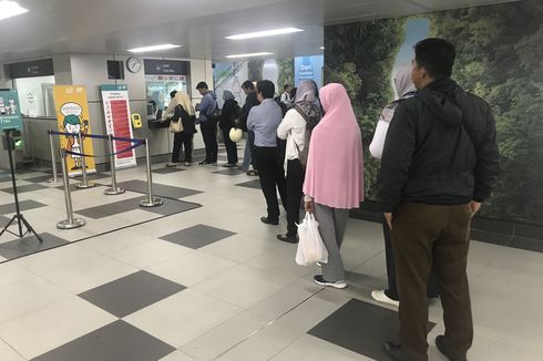 3 Kendala pada Hari Pertama Pemberlakuan Tarif Kereta MRT...