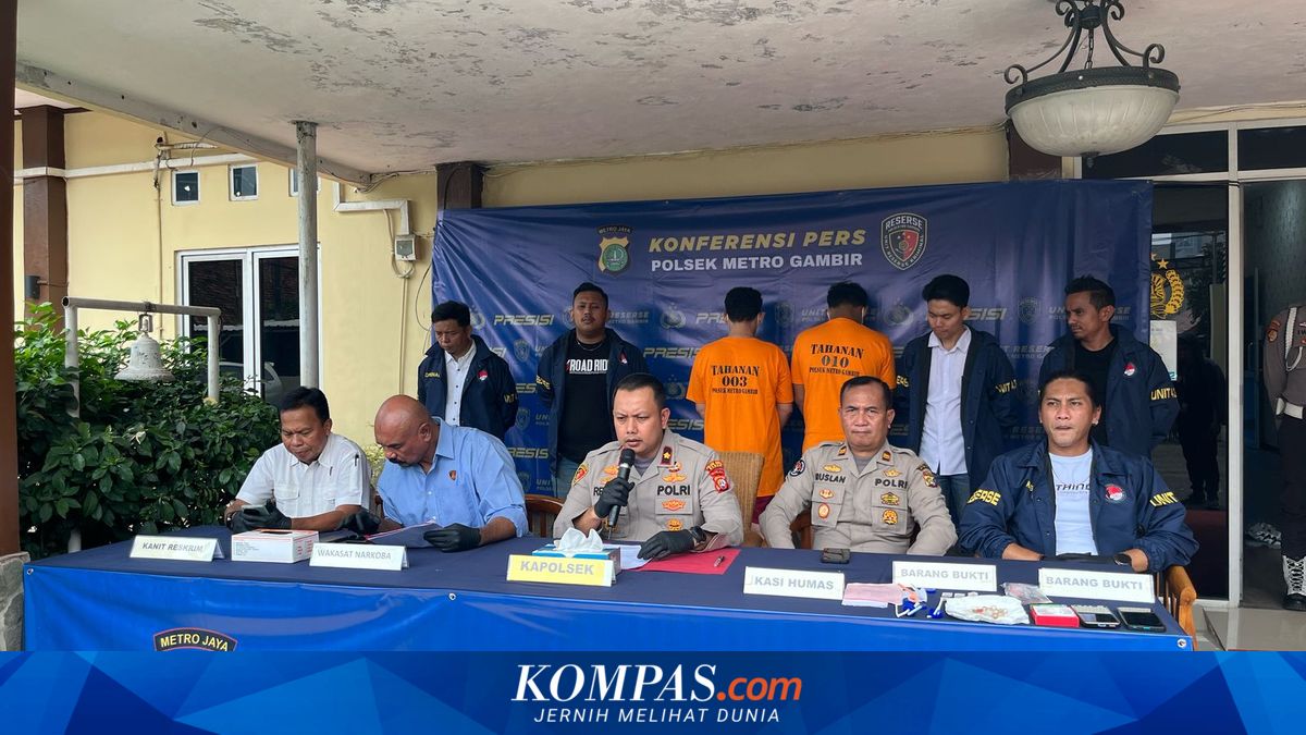 Dukun Selebgram Rafi Ramadhan Diciduk Polisi karena Konsumsi Sabu