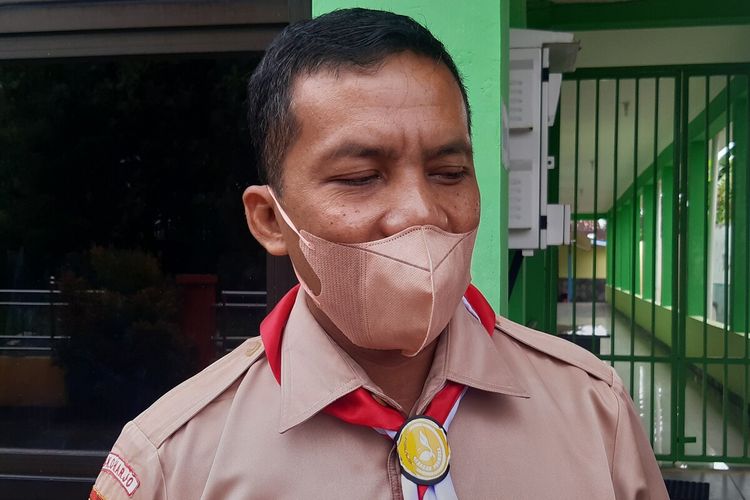 Camat Nguter, Ariyanto Mulyatmojo.