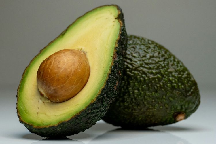 9 Pohon Buah yang Mudah Ditanam dari Biji, Bisa dari Sisa Dapur