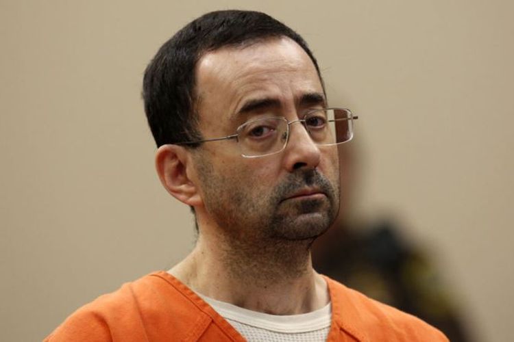 Mantan dokter tim senam Amerika Serikat, Larry Nassar, yang terbukti melakukan pelecehan seksual.
