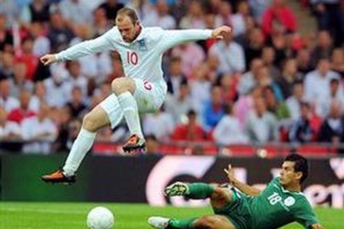 Wayne Rooney (kiri).