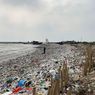 Dibanjiri Sampah Usai Hujan, Kondisi Pantai Teluk Banten Jadi Sorotan Media Asing