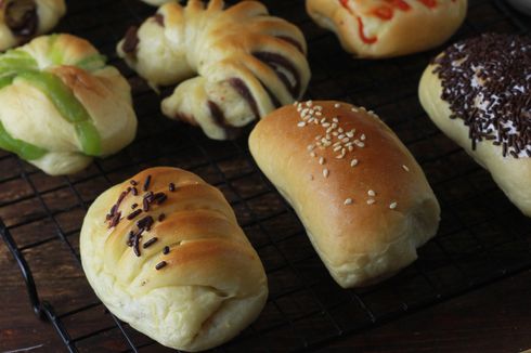 Resep Roti Klepon, Harum Pandan dengan Isian Unti Kelapa